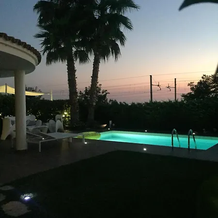 Le Tre Palme Villa